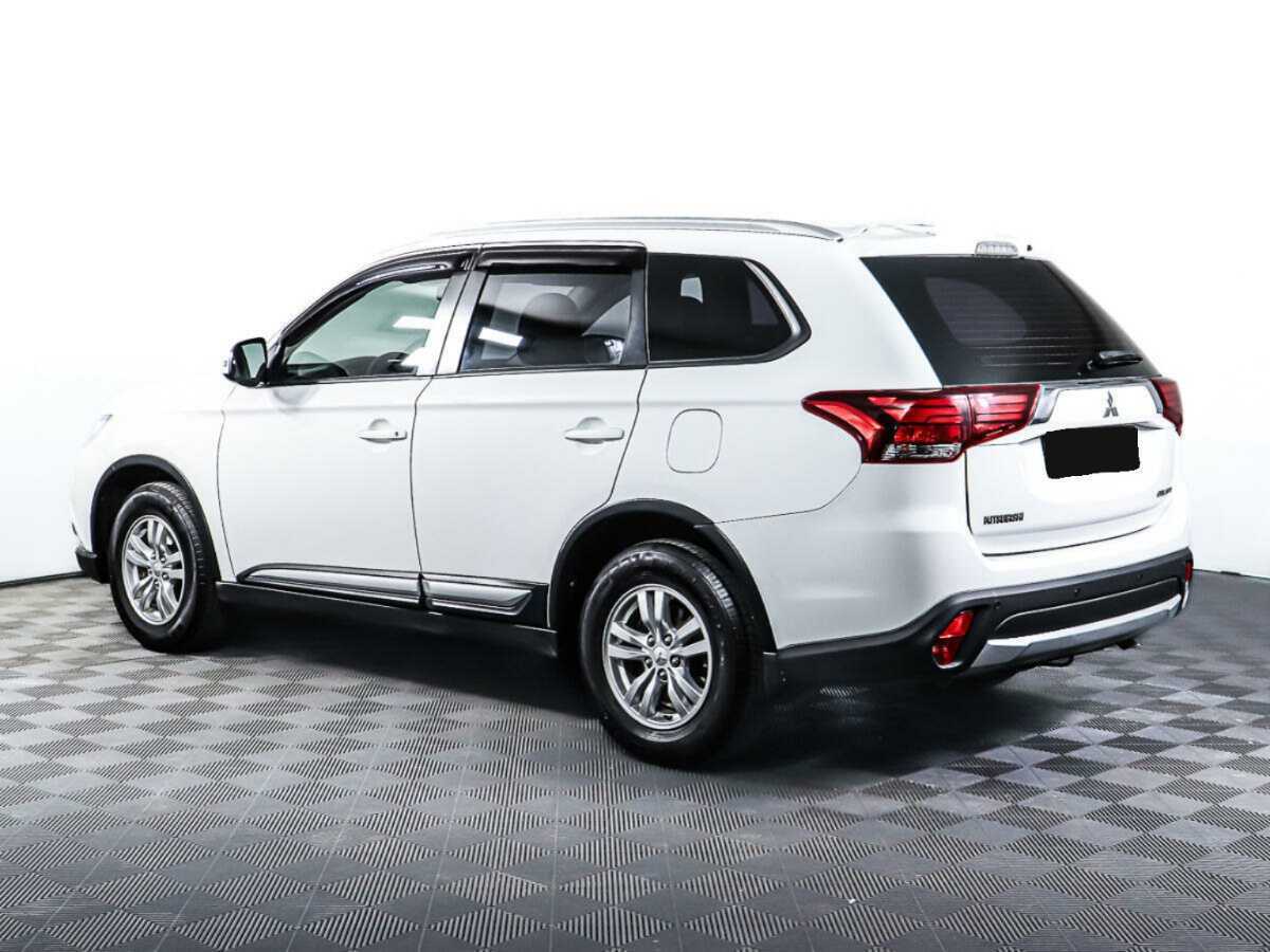 Купить Mitsubishi Outlander с пробегом. Фото: #6