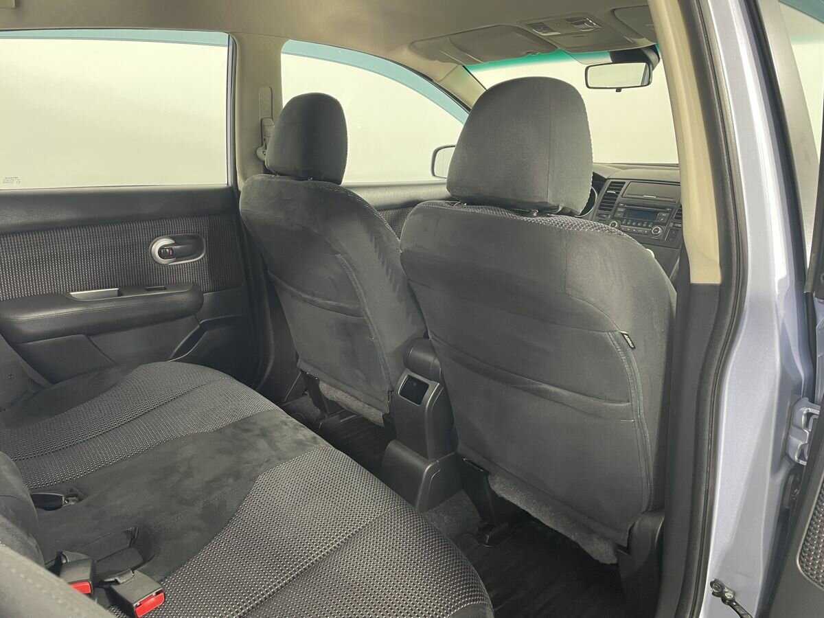 Купить Nissan Tiida с пробегом. Фото: #15
