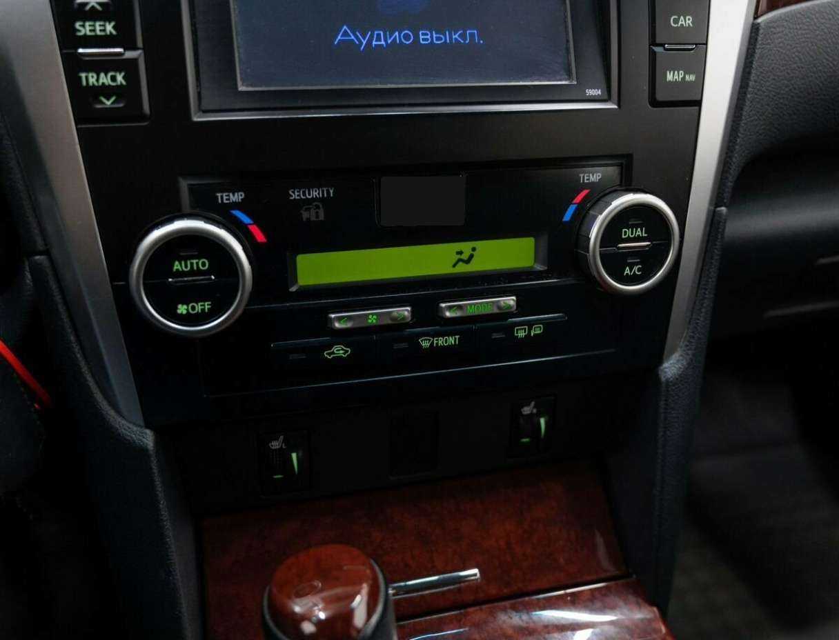 Купить Toyota Camry с пробегом. Фото: #22