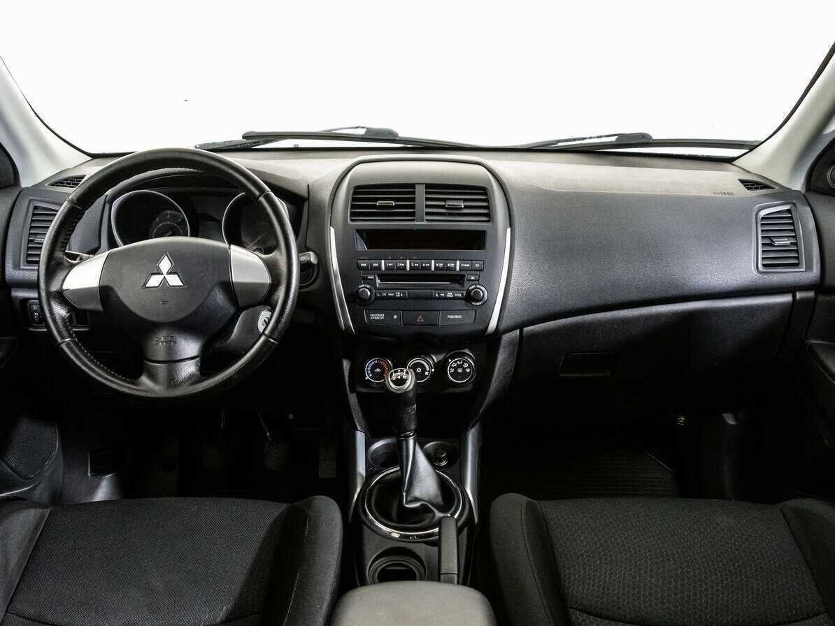 Купить Mitsubishi ASX с пробегом. Фото: #9
