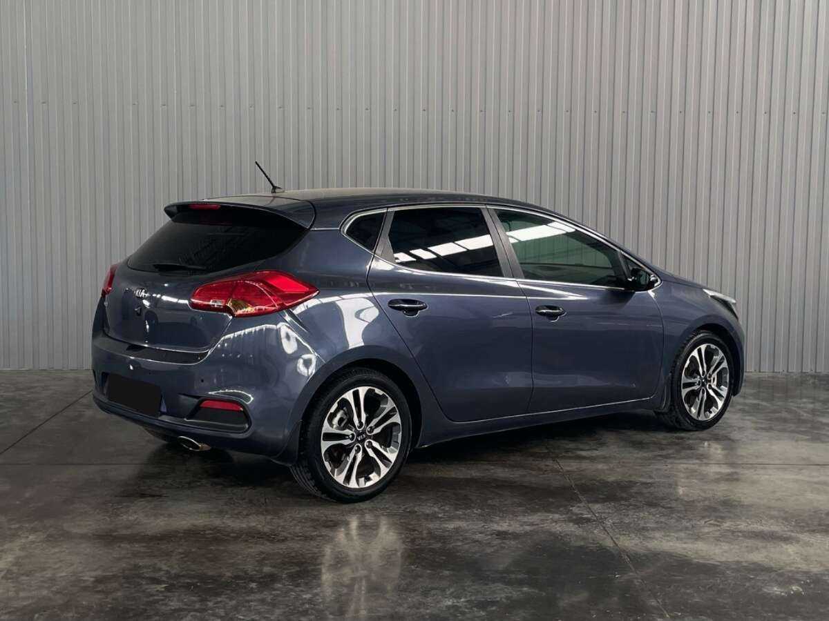 Купить Kia Ceed с пробегом. Фото: #4