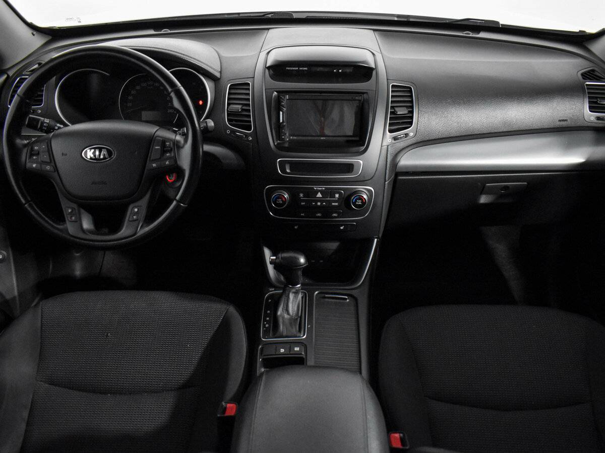 Купить Kia Sorento с пробегом. Фото: #10