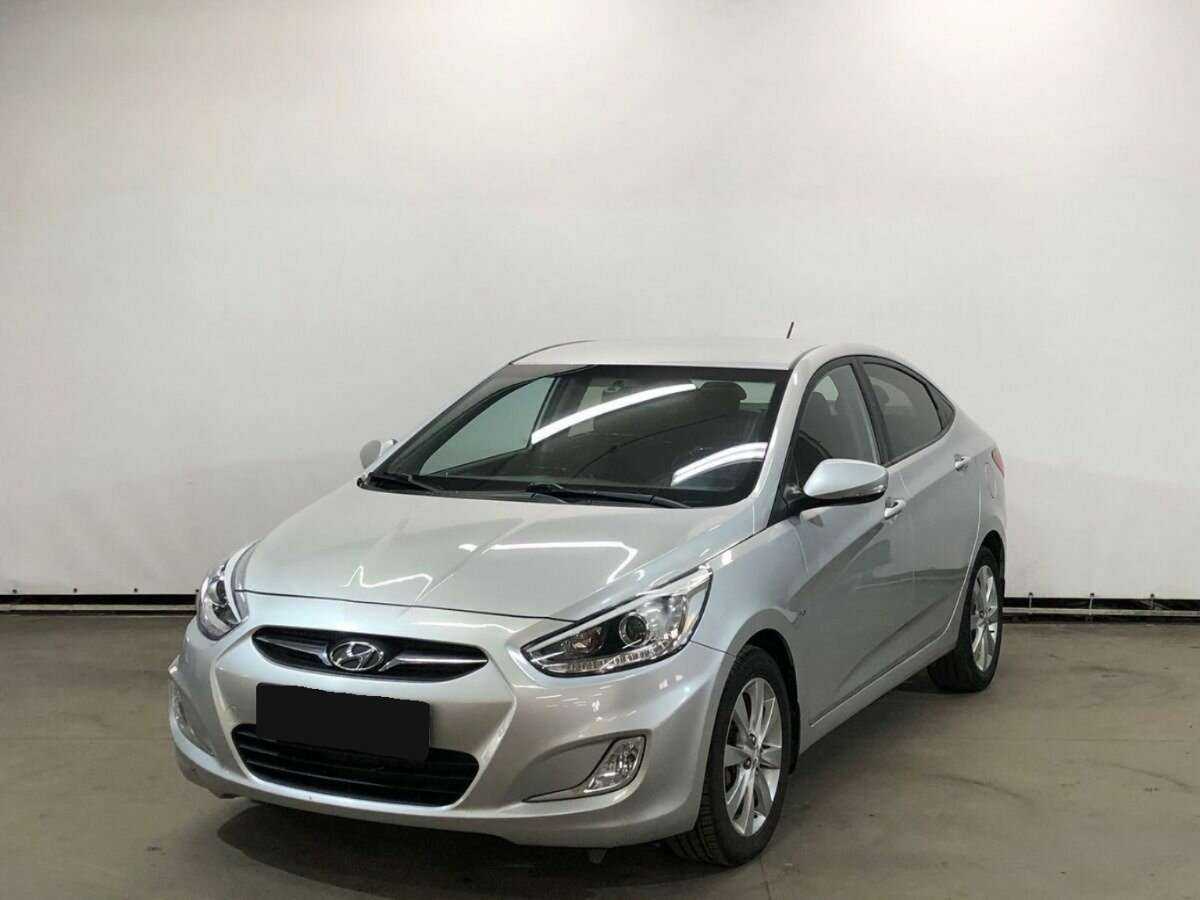 Купить Hyundai Solaris с пробегом. Посмотреть фото
