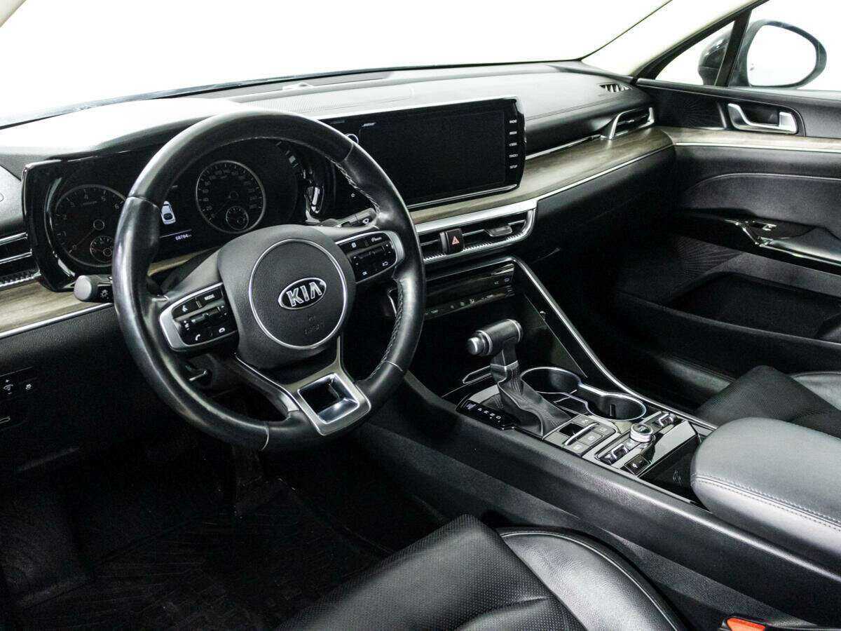 Купить Kia K5 с пробегом. Фото: #10