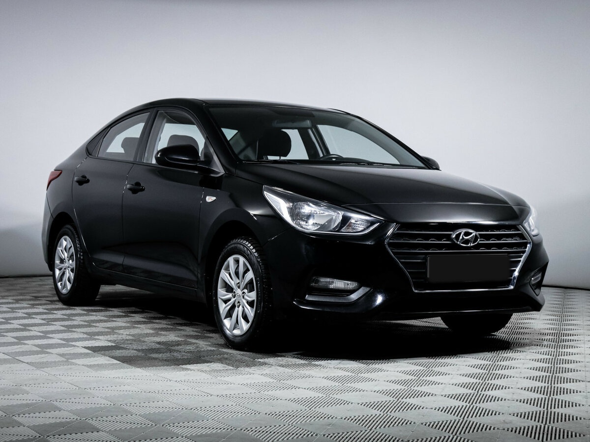 Купить Hyundai Solaris с пробегом. Фото: #2