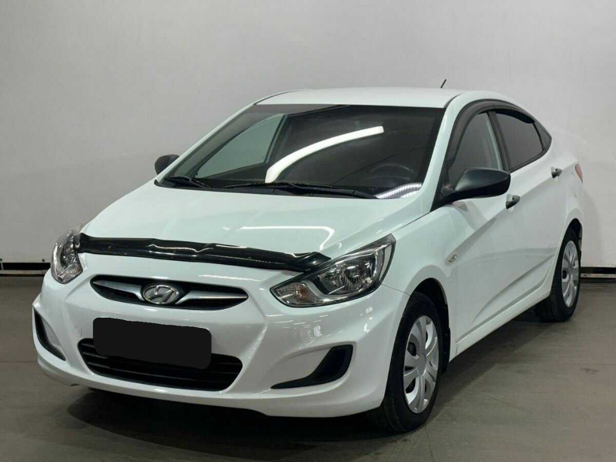 Купить Hyundai Solaris с пробегом. Фото: #0
