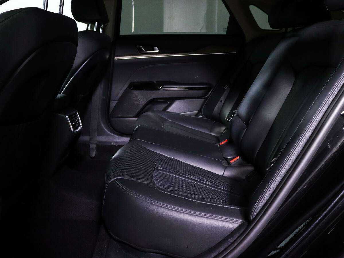 Купить Kia K5 с пробегом. Фото: #7