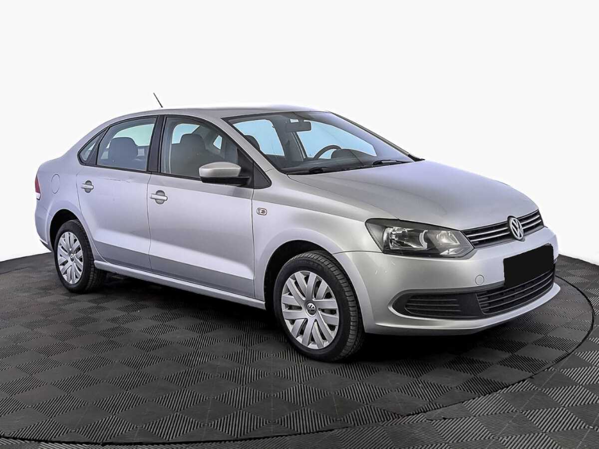 Купить Volkswagen Polo с пробегом. Фото: #2
