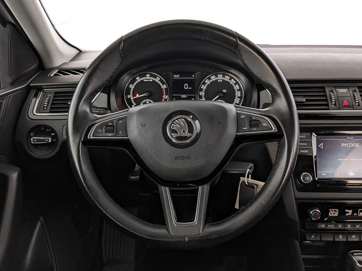 Купить Skoda Rapid с пробегом. Фото: #17