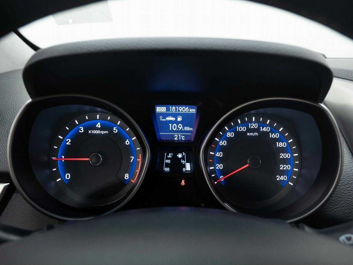 Купить Hyundai i30 с пробегом. Фото: #14