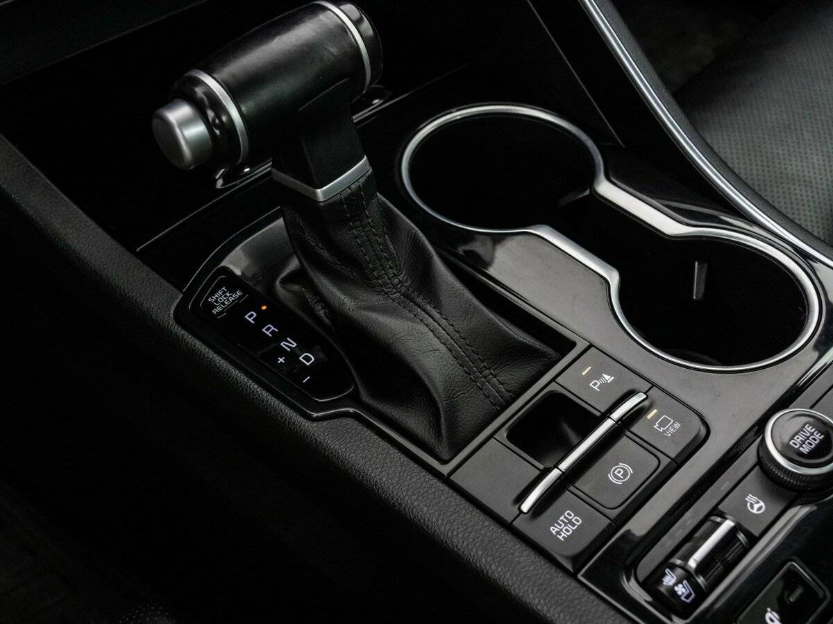 Купить Kia K5 с пробегом. Фото: #23