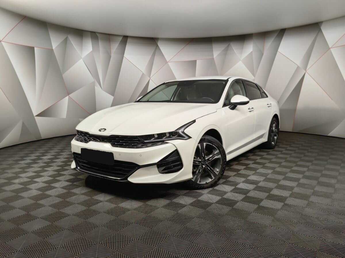 Купить Kia K5 с пробегом. Посмотреть фото