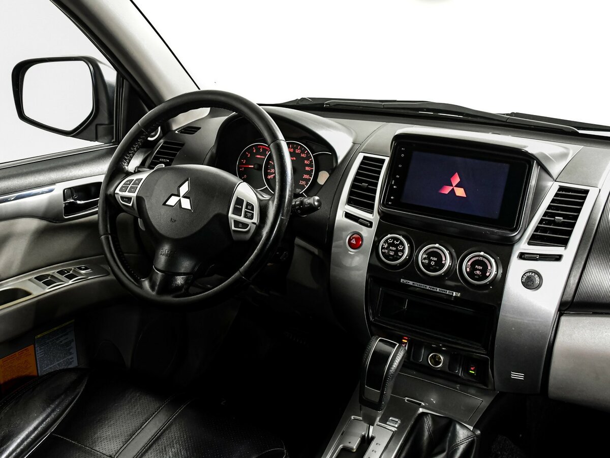 Купить Mitsubishi Pajero Sport с пробегом. Фото: #6