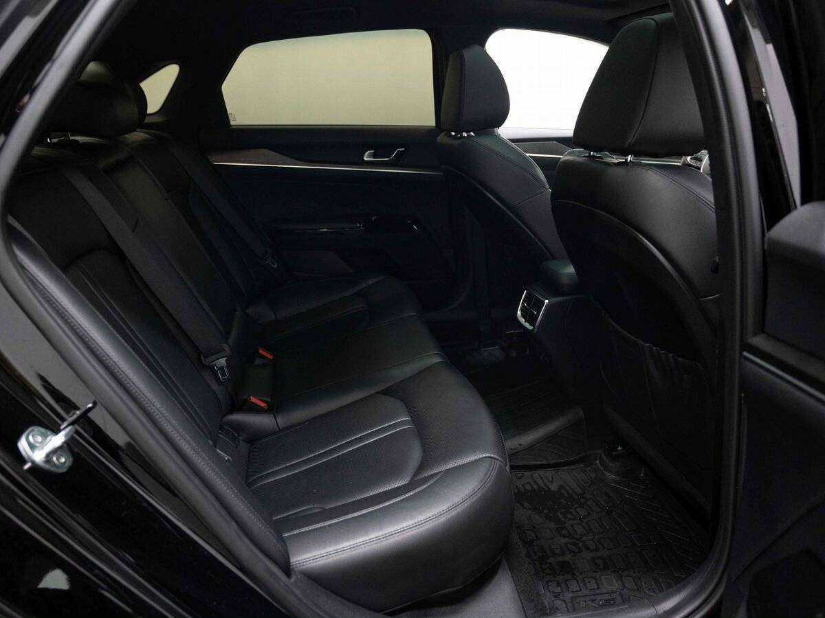 Купить Kia K5 с пробегом. Фото: #9