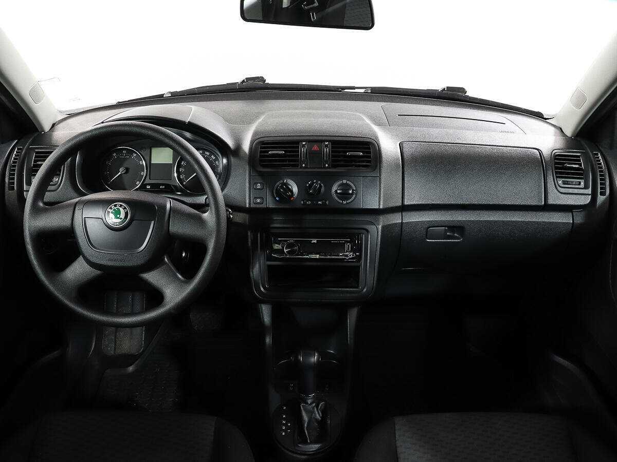 Купить Skoda Fabia с пробегом. Фото: #11
