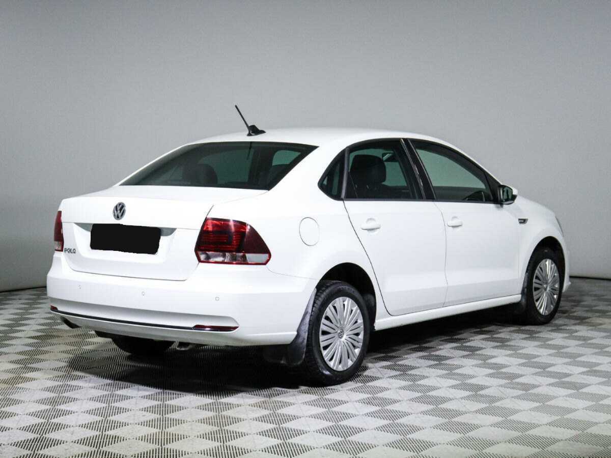 Купить Volkswagen Polo с пробегом. Фото: #4