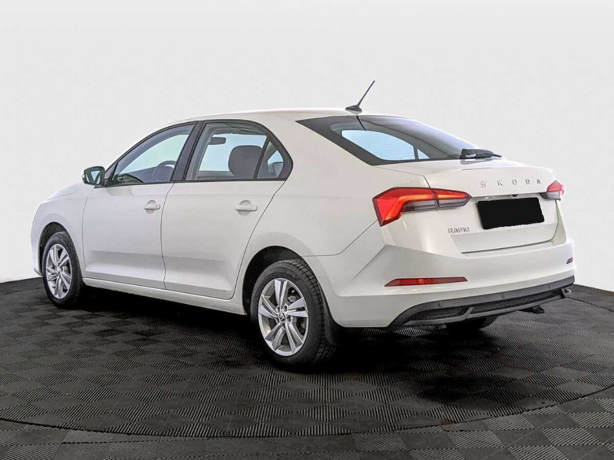 Купить Skoda Rapid с пробегом. Фото: #6