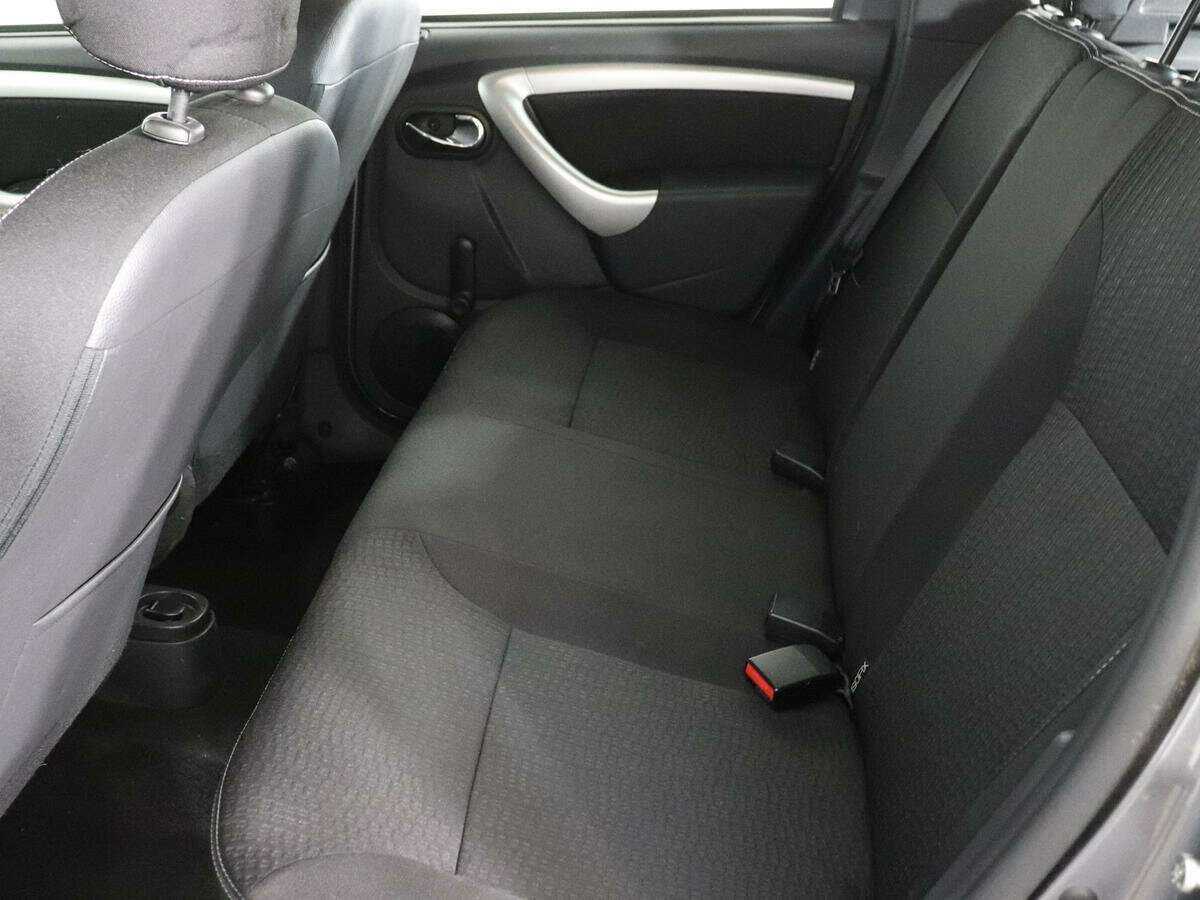 Купить Nissan Terrano с пробегом. Фото: #8