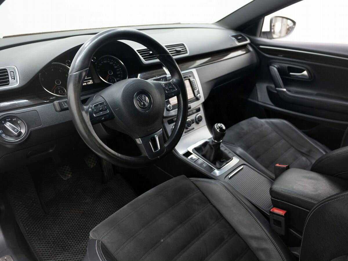 Купить Volkswagen Passat CC с пробегом. Фото: #6