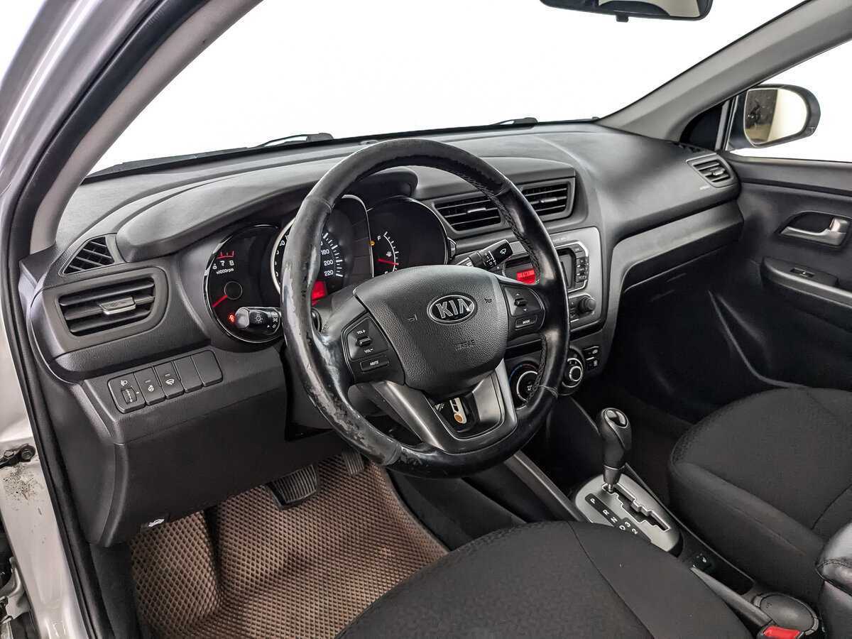 Купить Kia Rio с пробегом. Фото: #10