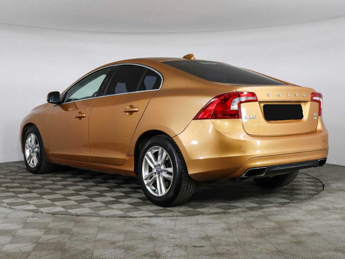 Купить Volvo S60 с пробегом. Фото: #6