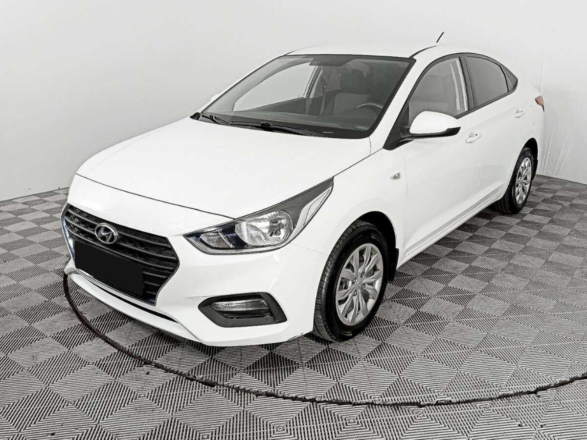 Купить Hyundai Solaris с пробегом. Фото: #0