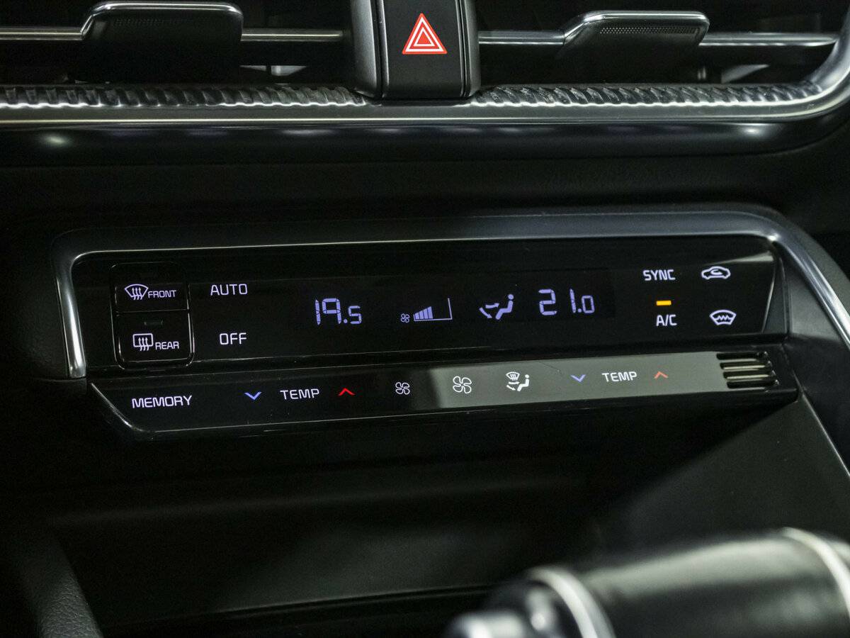 Купить Kia K5 с пробегом. Фото: #15