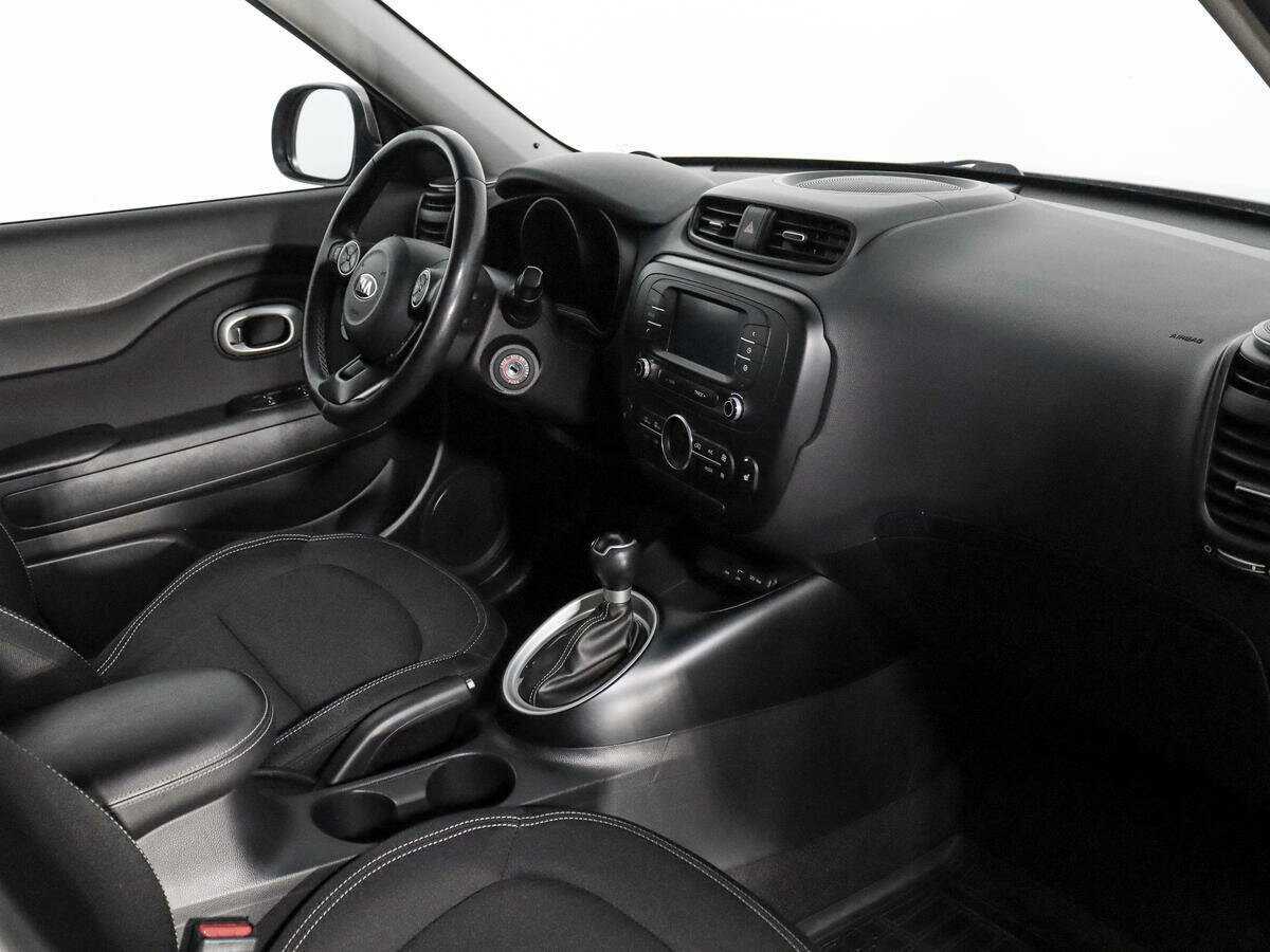 Купить Kia Soul с пробегом. Фото: #10