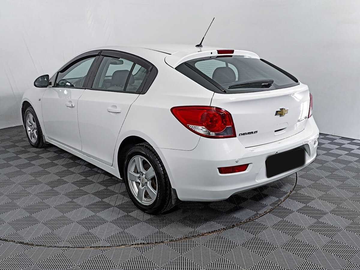 Купить Chevrolet Cruze с пробегом. Фото: #6
