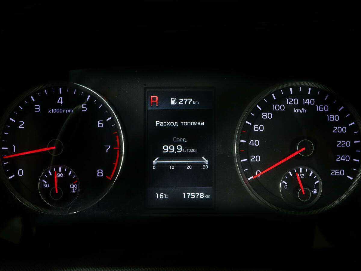 Купить Kia K5 с пробегом. Фото: #8