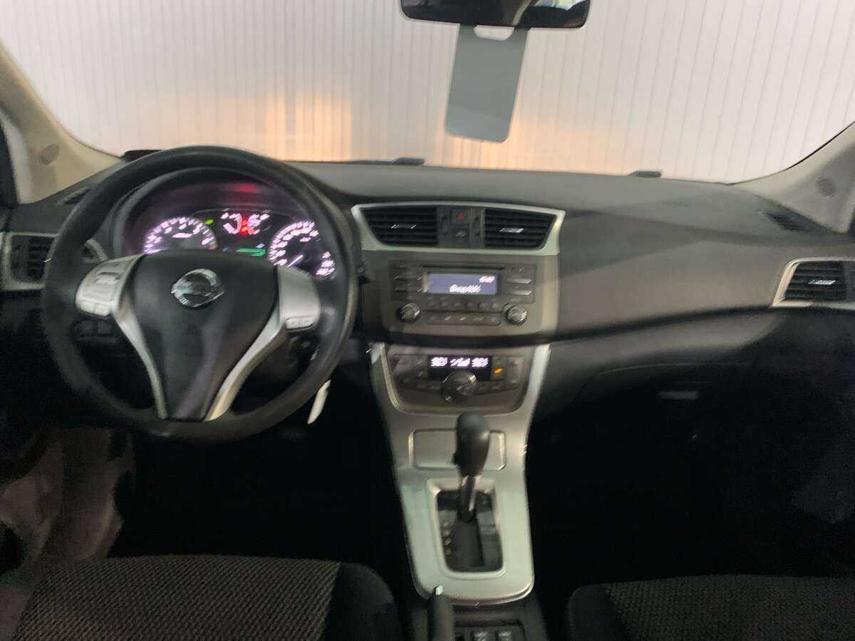 Купить Nissan Tiida с пробегом. Фото: #8