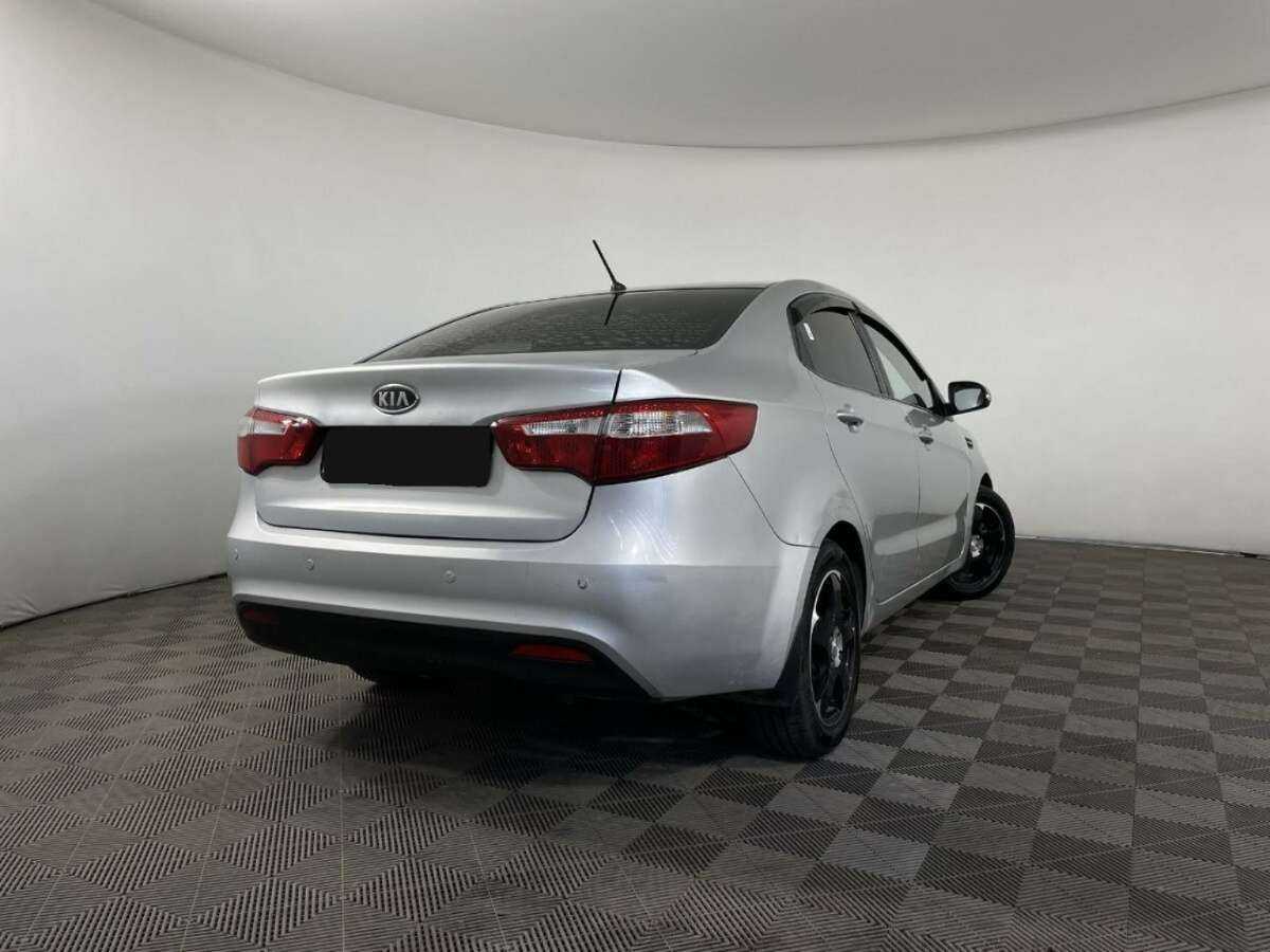 Купить Kia Rio с пробегом. Фото: #5