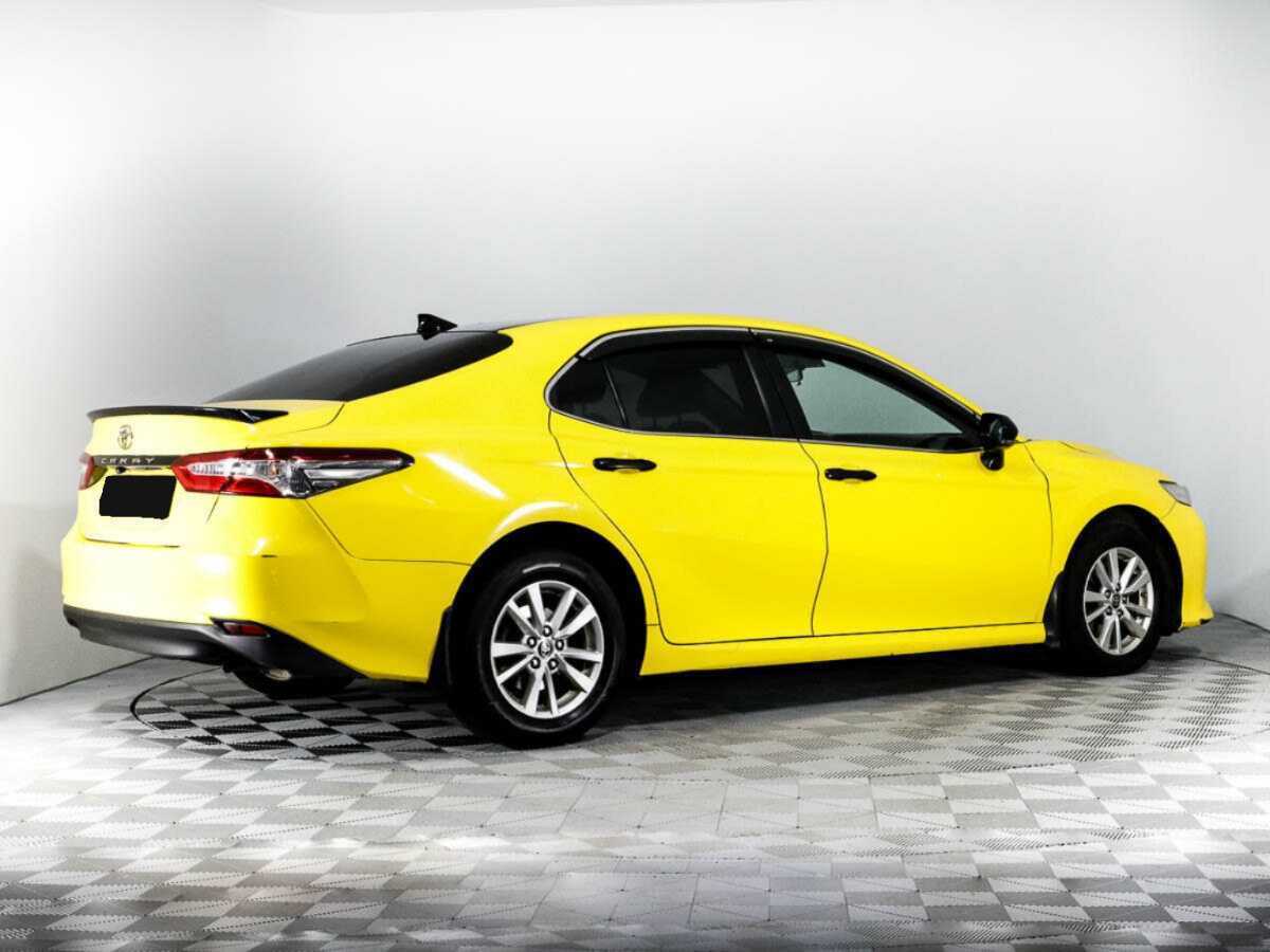 Купить Toyota Camry с пробегом. Фото: #4