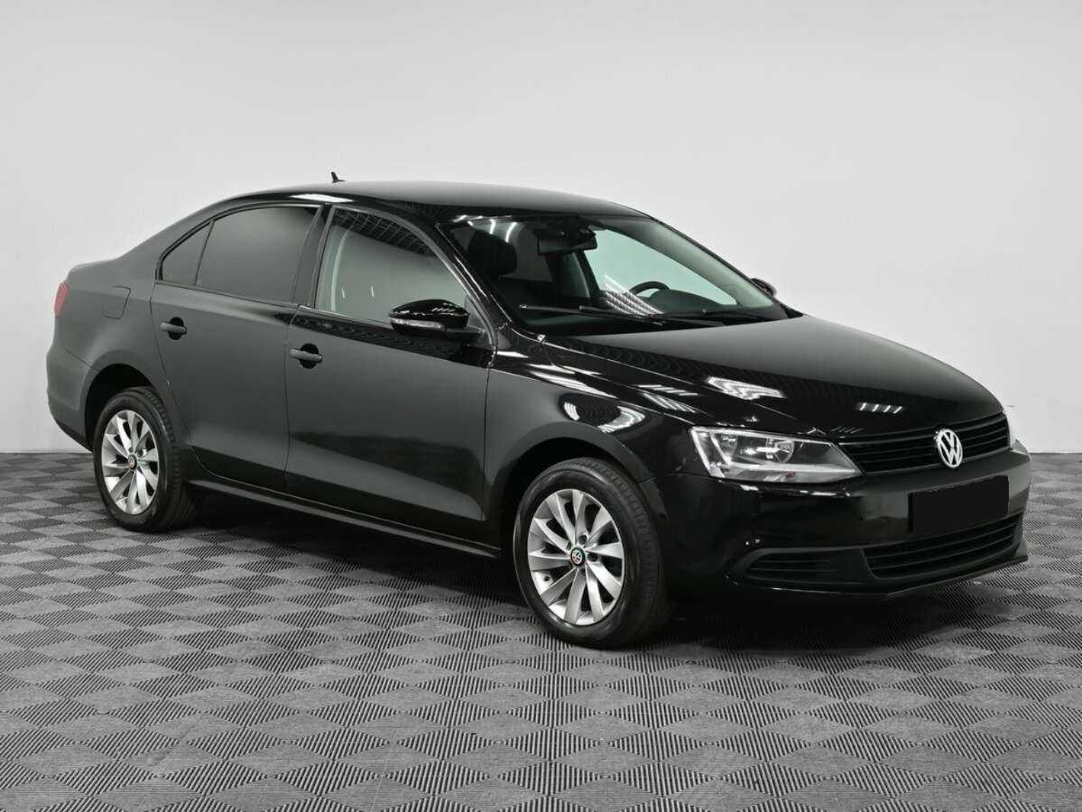 Купить Volkswagen Jetta с пробегом. Фото: #2