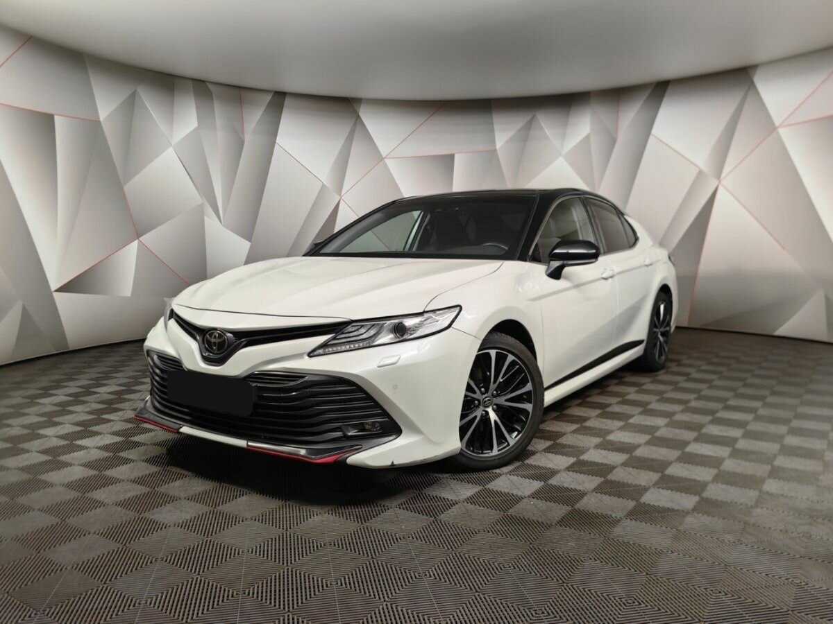 Купить Toyota Camry с пробегом. Посмотреть фото