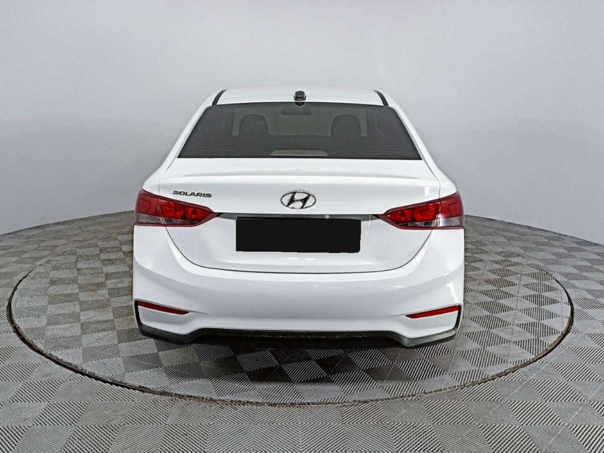 Купить Hyundai Solaris с пробегом. Фото: #5