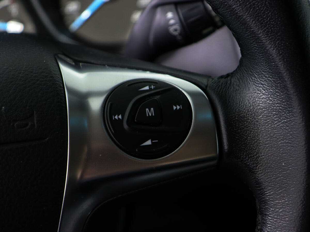 Купить Ford Focus с пробегом. Фото: #16