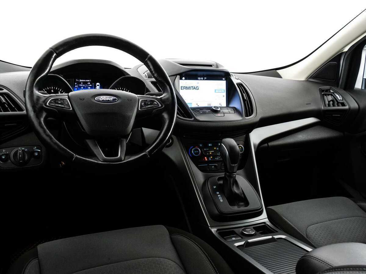 Купить Ford Kuga с пробегом. Фото: #7