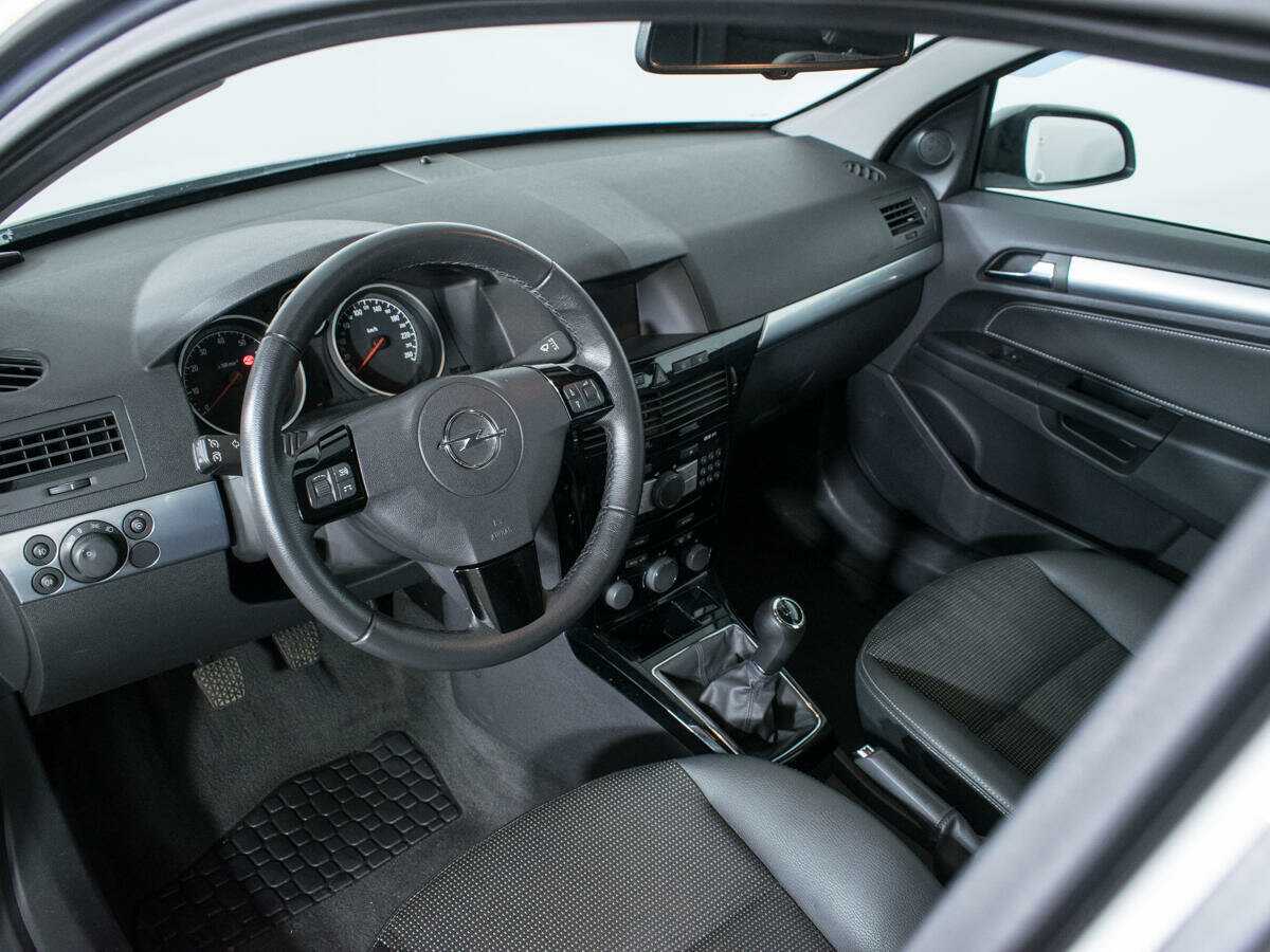 Купить Opel Astra с пробегом. Фото: #12