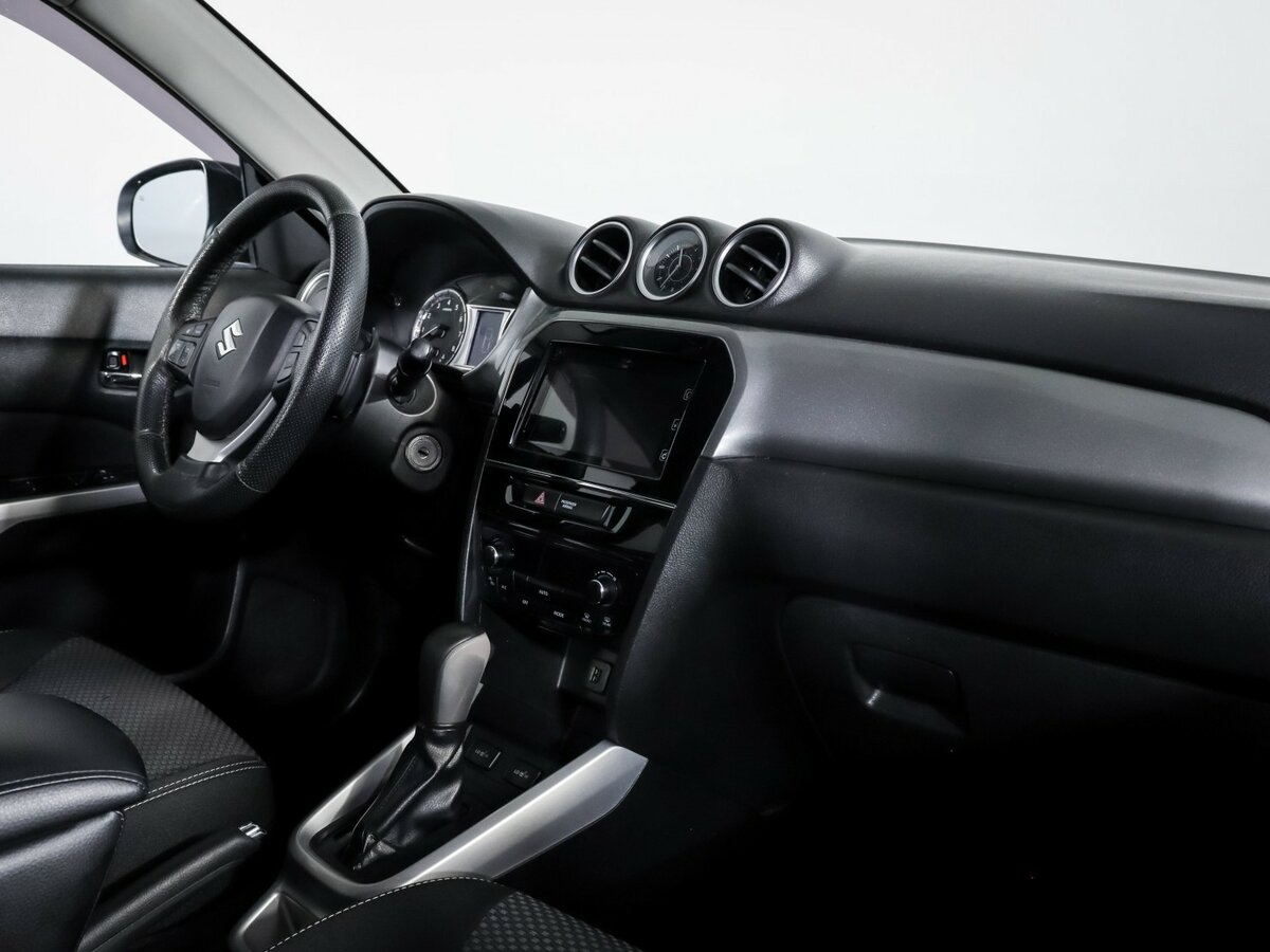 Купить Suzuki Vitara с пробегом. Фото: #6