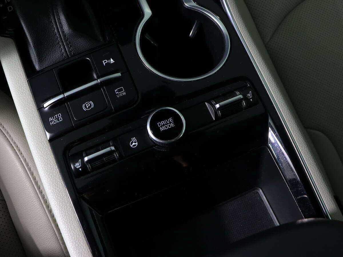 Купить Kia K5 с пробегом. Фото: #16