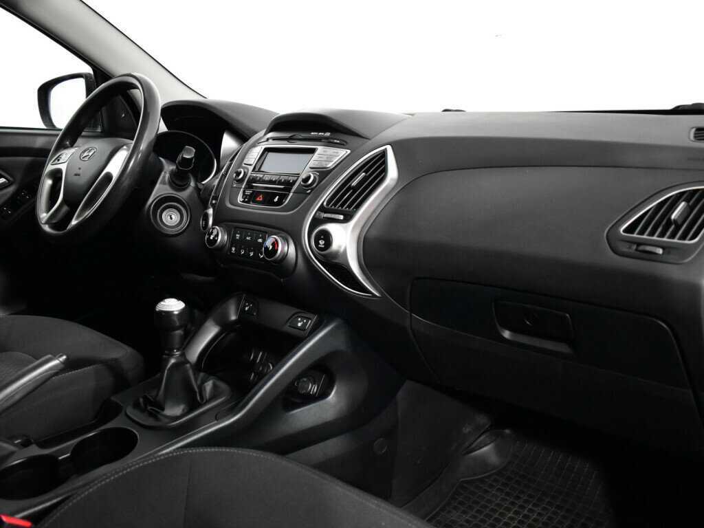 Купить Hyundai ix35 с пробегом. Фото: #8