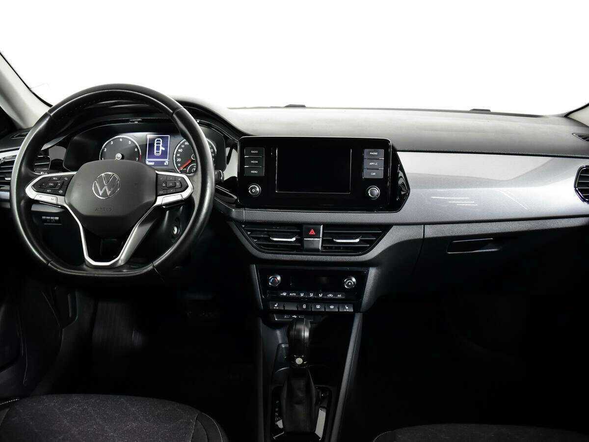 Купить Volkswagen Polo с пробегом. Фото: #11