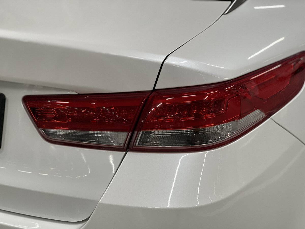 Купить Kia K5 с пробегом. Фото: #8