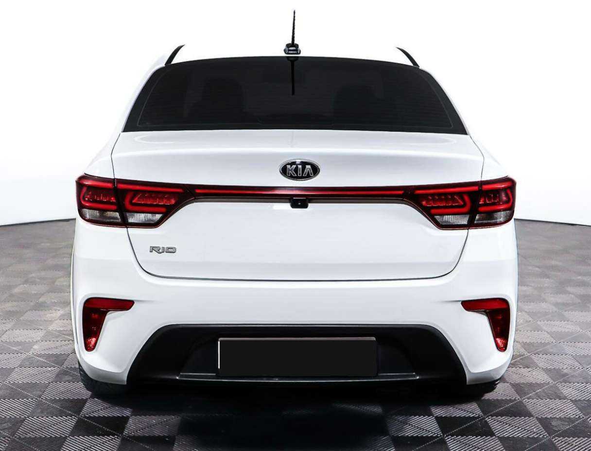 Купить Kia Rio с пробегом. Фото: #5