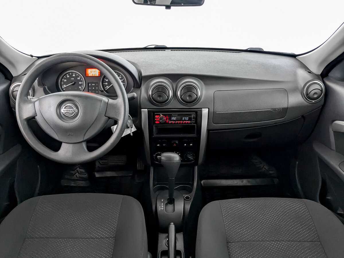 Купить Nissan Almera с пробегом. Фото: #11