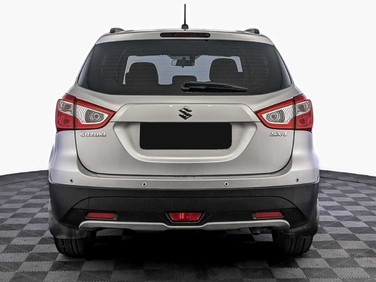 Купить Suzuki SX4 с пробегом. Фото: #5
