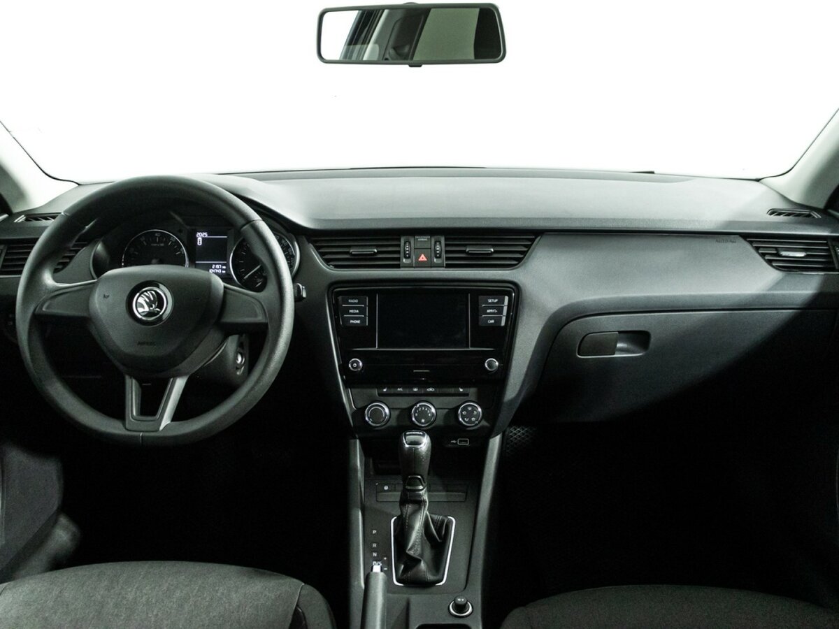Купить Skoda Octavia с пробегом. Фото: #11