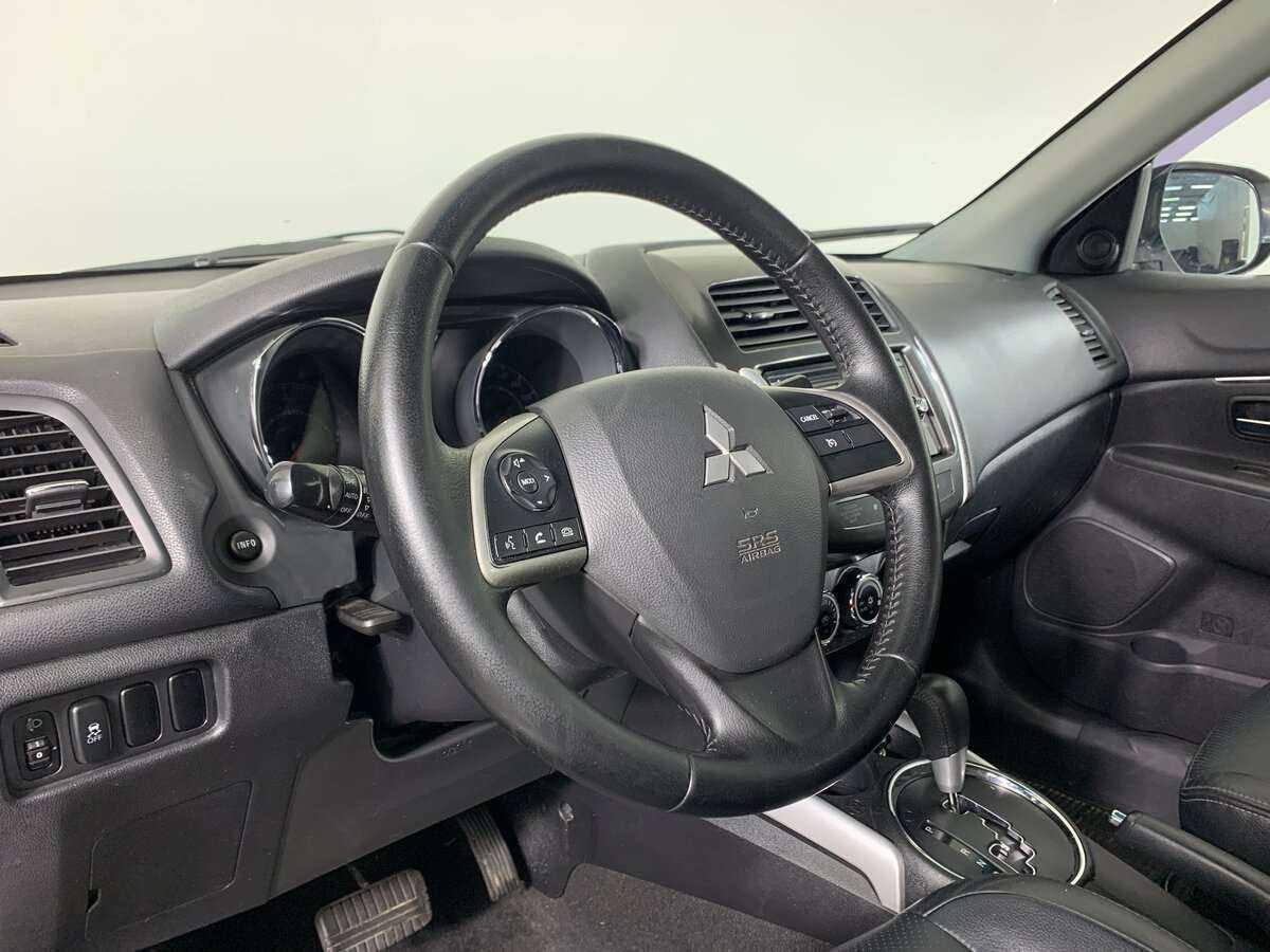 Купить Mitsubishi ASX с пробегом. Фото: #11