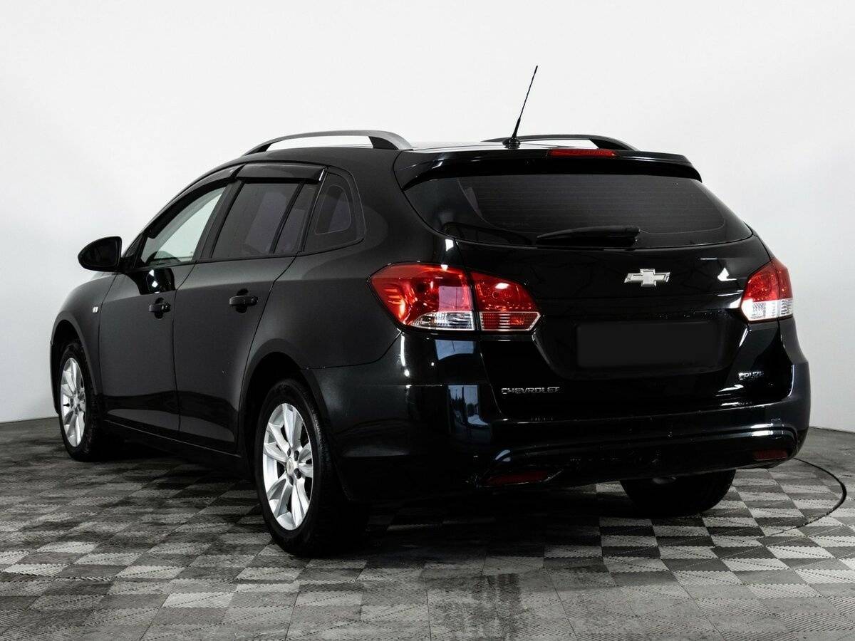 Купить Chevrolet Cruze с пробегом. Фото: #5
